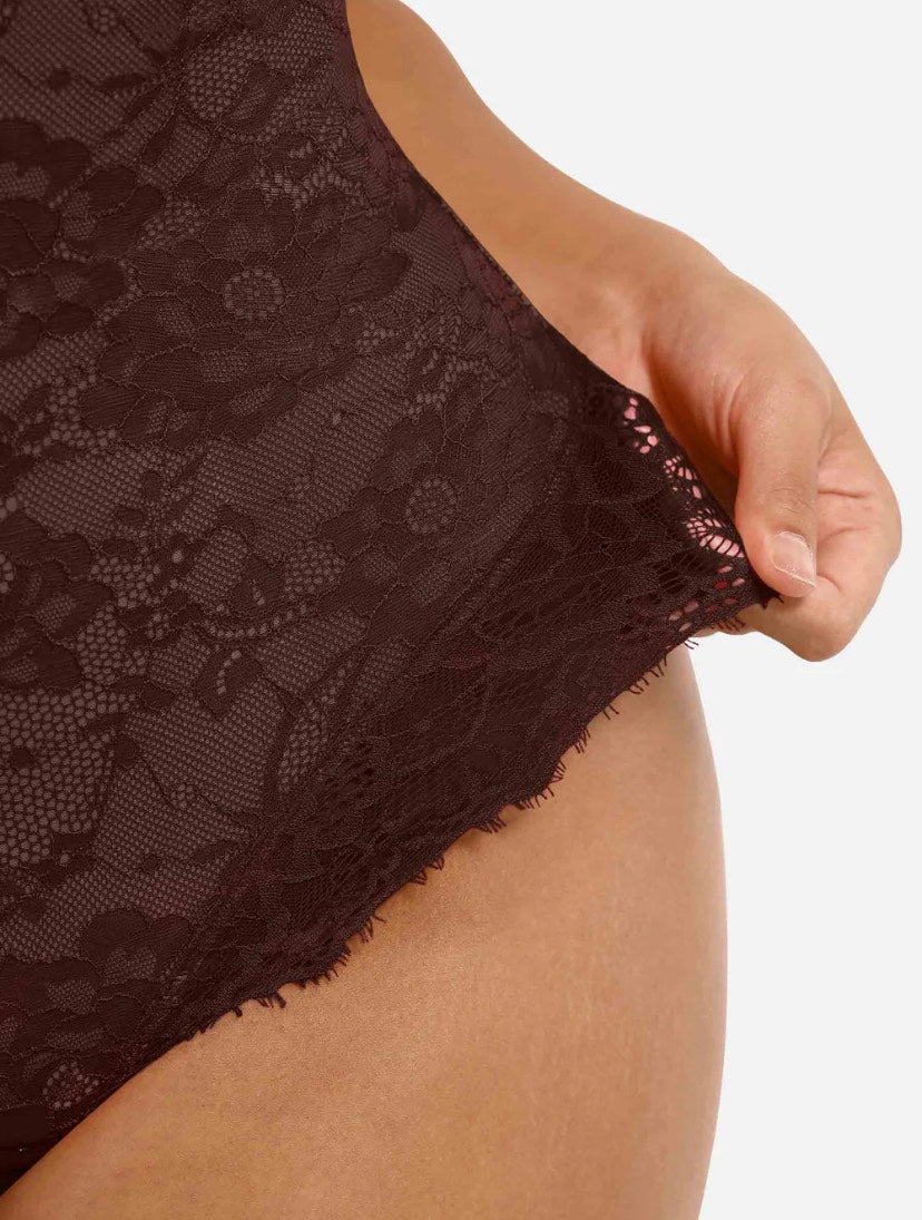 Curveness™ Sculpting Lace Bodysuit