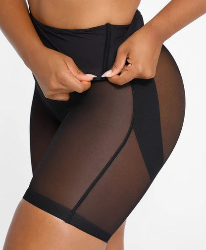 Curveness™ High-Waisted Mid Tight Shorts